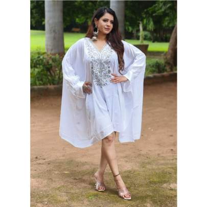 White Floral Embroidery Kaftan